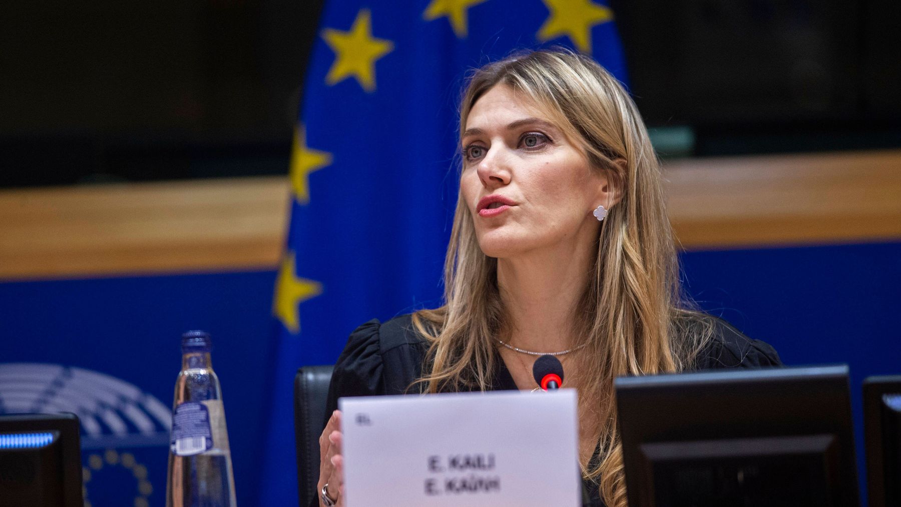EU-Parlament setzt Eva Kaili ab