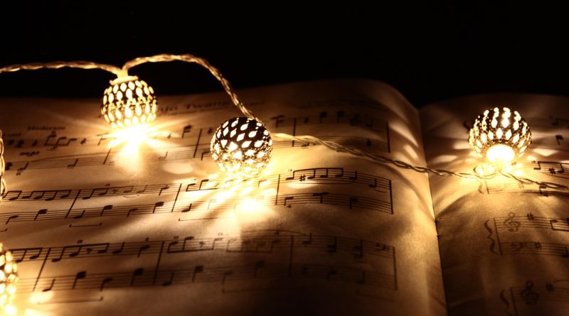 Fairy lights, lyrics, light — Aji Thhehro Zara Dekho Kuchh Lyrics From Parvarish 1977 [English Translation]