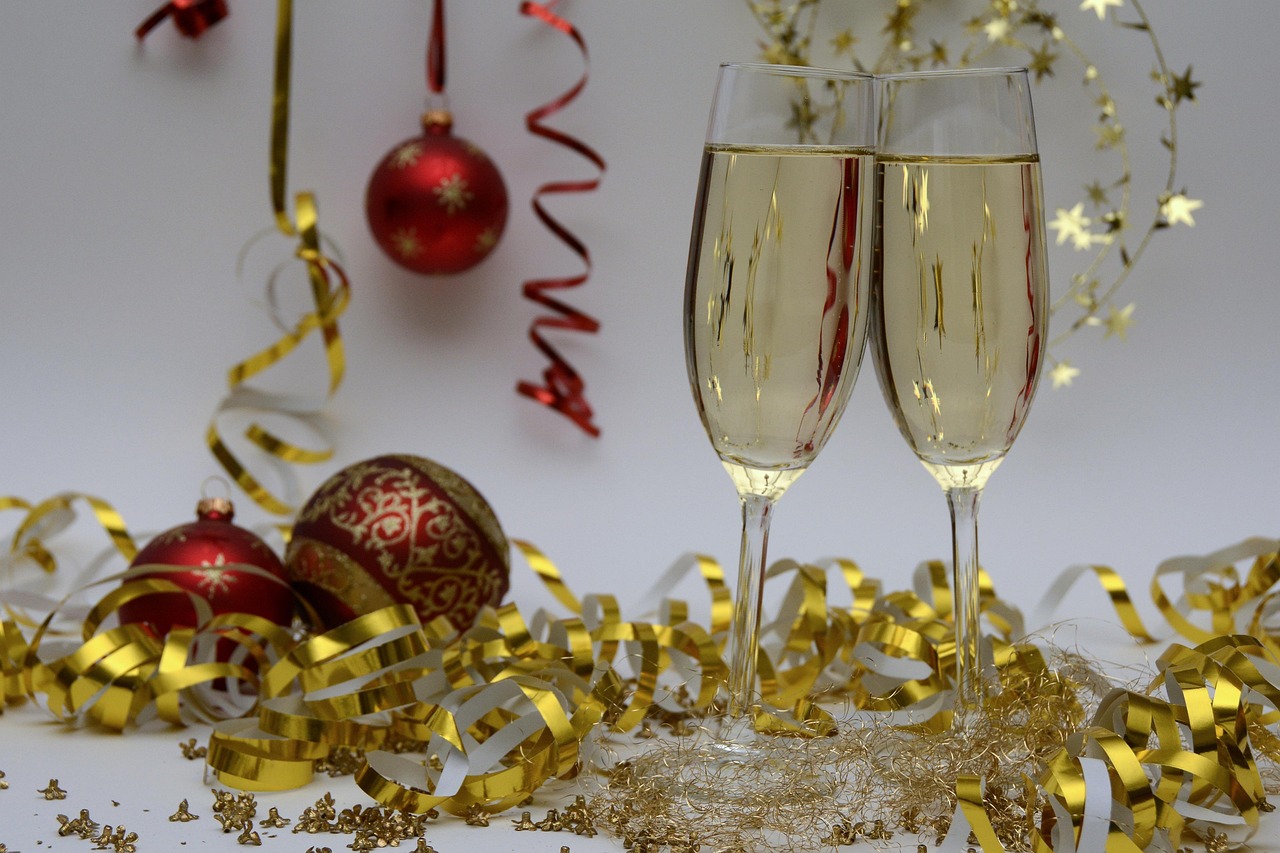 Sylvester, new year's eve, new years greetings — Breaking news live updates: Brazilian soccer legend Pele dies at 82 after a