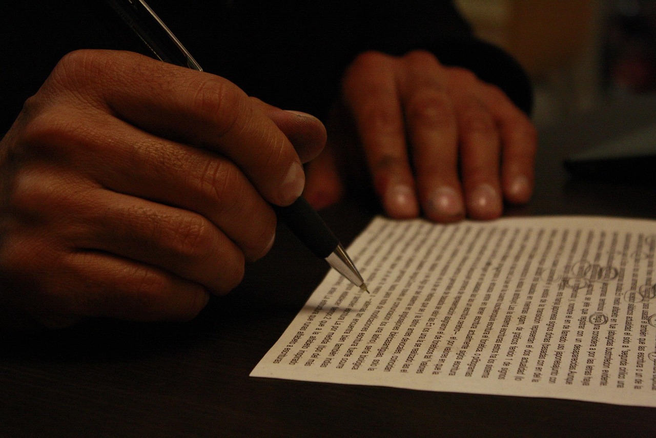 Lyrics, exercise, to write — Darmiyan Lyrics From Inkaar 2013 [English Translation]