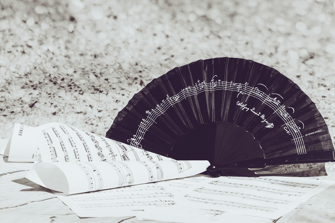 Music, sheet music, mozart — Duniya Ik Adalat Hai Lyrics From Immaan Dharam [English Translation]