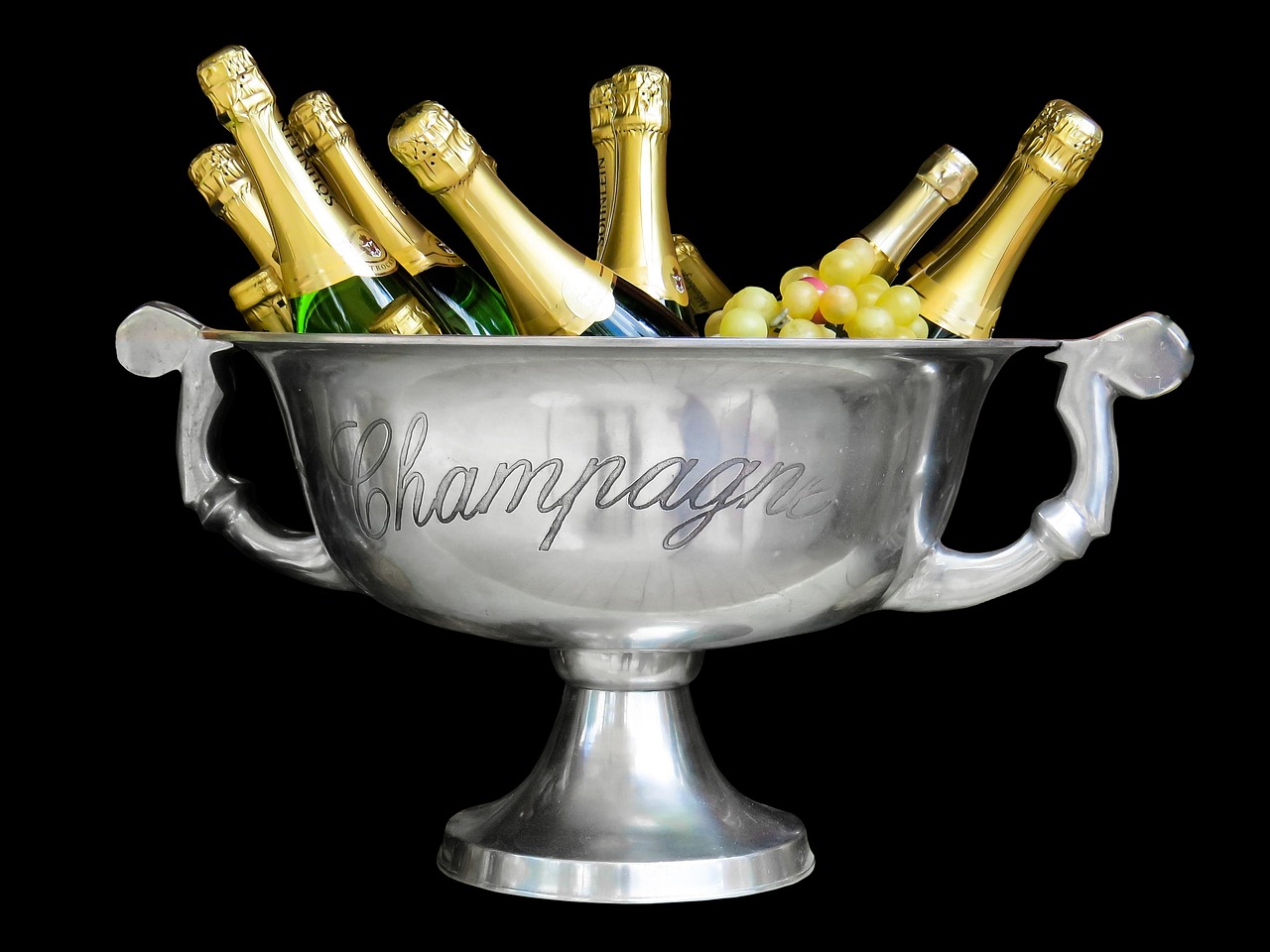 Champagne, sparkling wine, drink — Hackers latest trick looks like free movie streaming