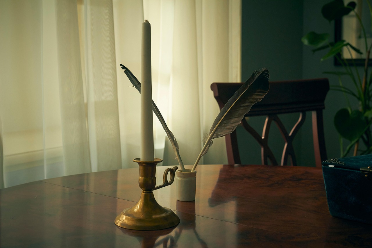 Poetry, literature, candle — Neela Peela Hara Lyrics From Aap Beati [English Translation]