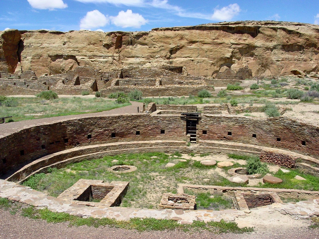 Chaco canyon, new mexico, mountains — Six killed, 10 injured in brick kiln blast in Bihar's East Champaran district | Patna N